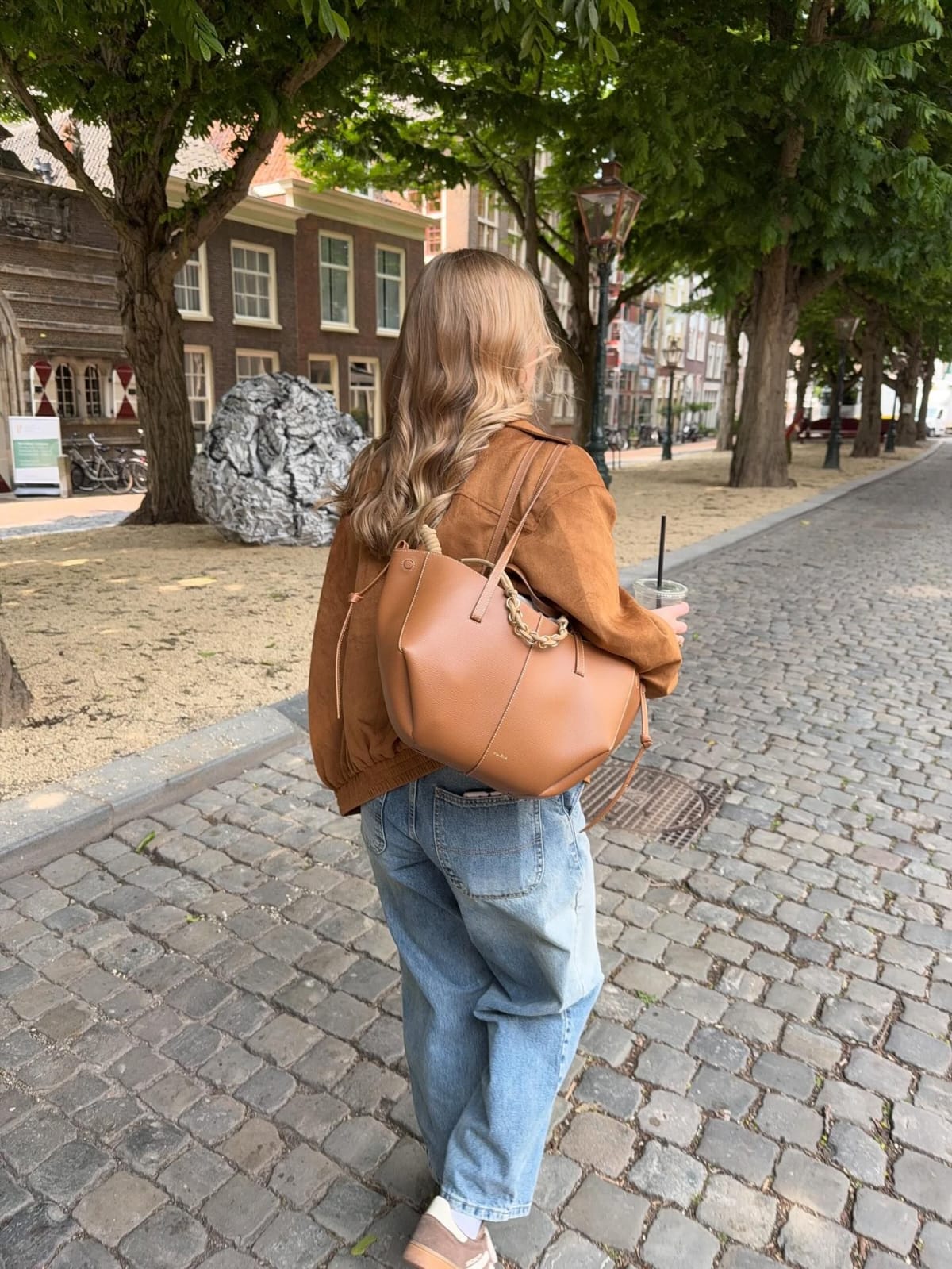 BAG 8 Shoulder Bag