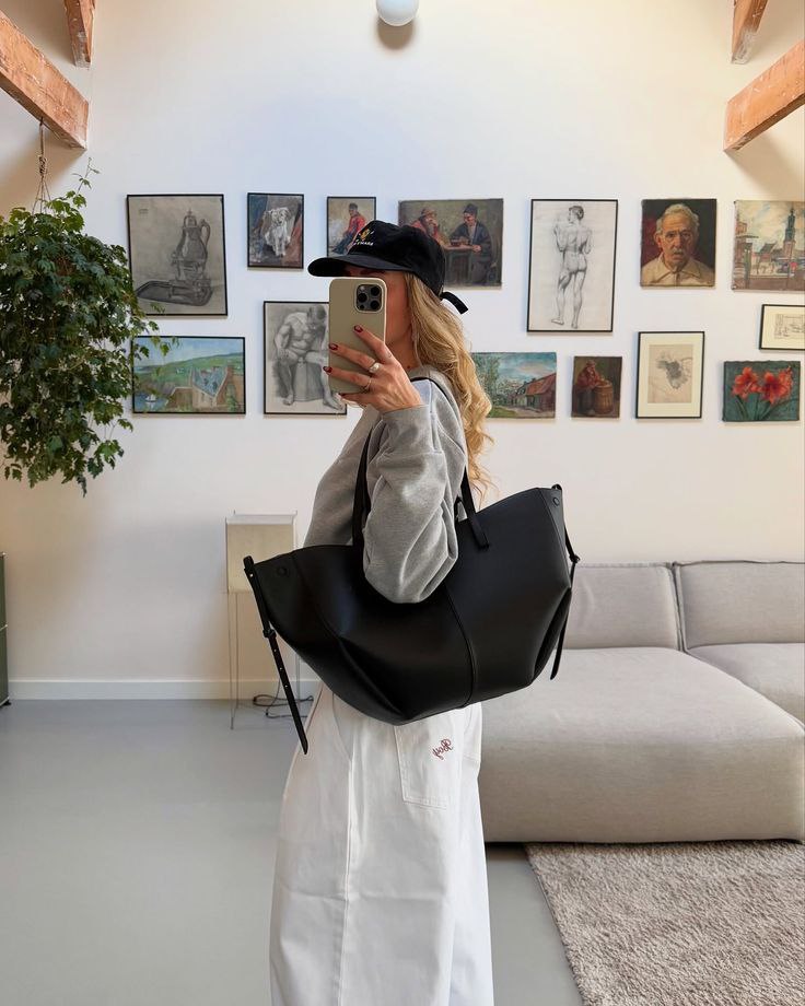 BAG 8  Shoulder Bag with Pouch