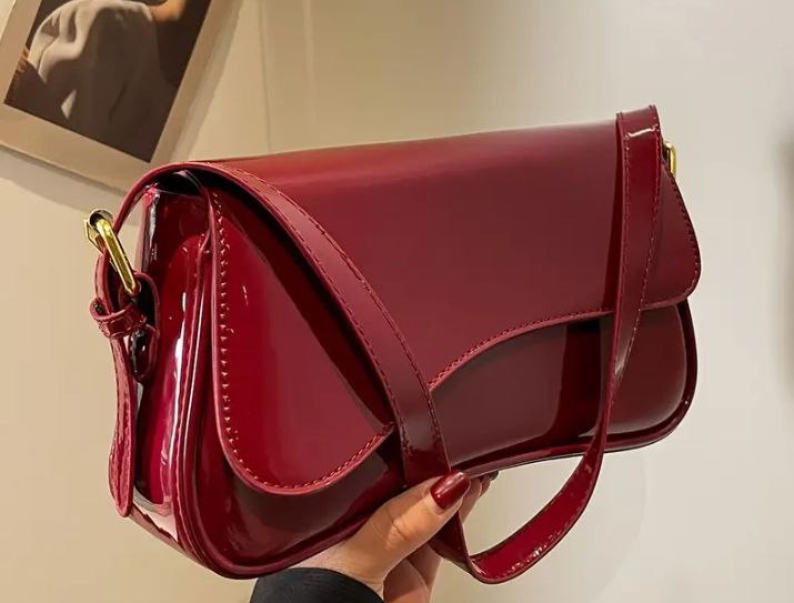 BAG 10  Shoulder Bag